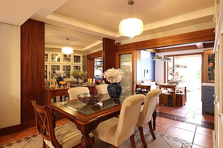 Casa à venda com 400m², 4 quartos e 2 vagasSala - Janta