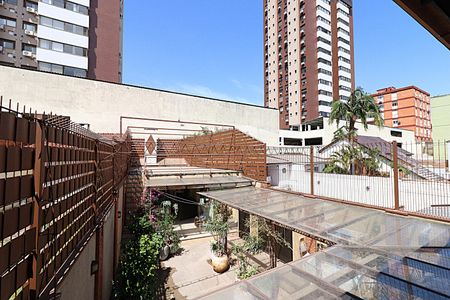 Casa à venda com 400m², 4 quartos e 2 vagasVista da sacada do Quarto 4 Sacada