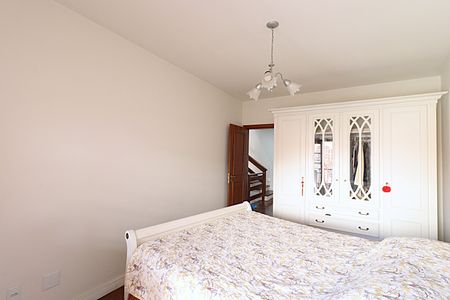 Casa à venda com 400m², 4 quartos e 2 vagasQuarto 4