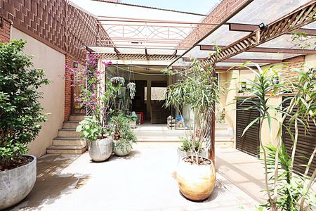 Casa à venda com 400m², 4 quartos e 2 vagasQuintal