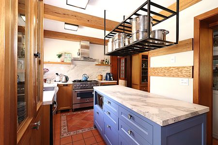 Casa à venda com 400m², 4 quartos e 2 vagasCozinha