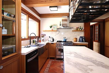 Casa à venda com 400m², 4 quartos e 2 vagasCozinha