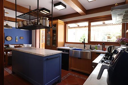 Casa à venda com 400m², 4 quartos e 2 vagasCozinha