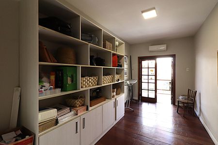 Casa à venda com 400m², 4 quartos e 2 vagasQuarto 5