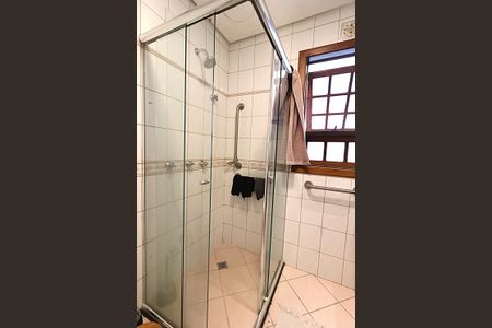 Casa à venda com 400m², 4 quartos e 2 vagasSuíte 2 Banheiro