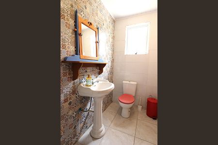 Casa à venda com 400m², 4 quartos e 2 vagasSalão de Festas - Banheiro