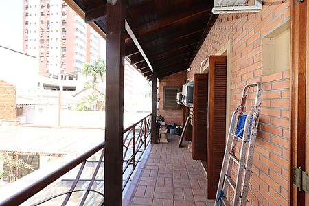 Casa à venda com 400m², 4 quartos e 2 vagasQuarto 4 Sacada