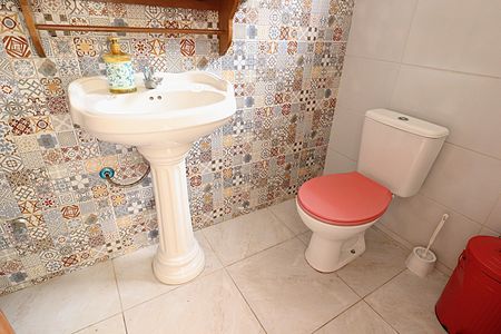 Casa à venda com 400m², 4 quartos e 2 vagasSalão de Festas - Banheiro