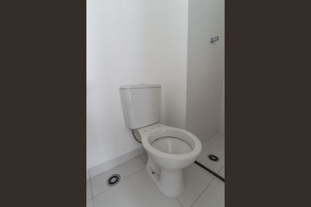 Apartamento à venda com 32m², 2 quartos e sem vaga Apartamento à venda com 32m², 2 quartos e sem vagaBanheiro
