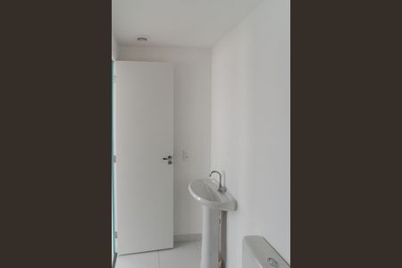 Apartamento à venda com 32m², 2 quartos e sem vaga Apartamento à venda com 32m², 2 quartos e sem vagaBanheiro