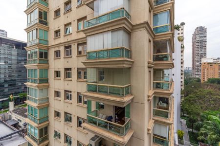 Apartamento à venda com 126m², 1 quarto e 1 vaga Apartamento à venda com 126m², 1 quarto e 1 vagaVista