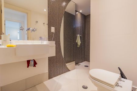 Apartamento à venda com 126m², 1 quarto e 1 vaga Apartamento à venda com 126m², 1 quarto e 1 vagaBanheiro