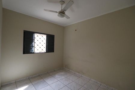 Casa para alugar com 138m², 3 quartos e 2 vagasSuíte