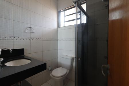 Casa para alugar com 138m², 3 quartos e 2 vagasBanheiro