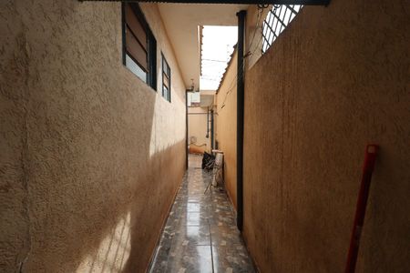 Casa para alugar com 138m², 3 quartos e 2 vagasCorredor