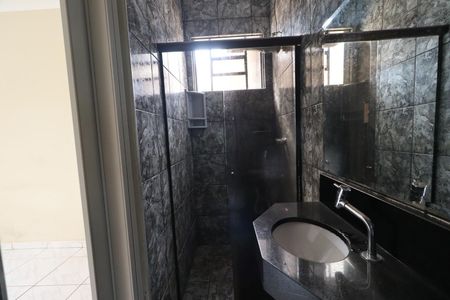 Banheiro da Suíte de casa para alugar com 3 quartos, 138m² em Ipiranga, Ribeirão Preto