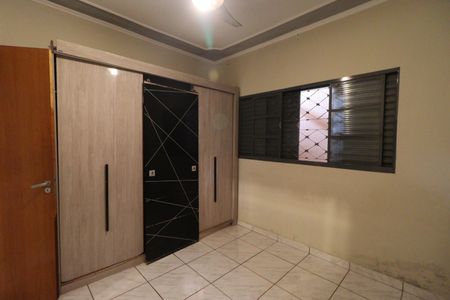 Casa para alugar com 138m², 3 quartos e 2 vagasQuarto 1