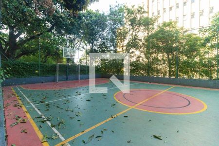 Apartamento para alugar com 176m², 4 quartos e 3 vagas Apartamento para alugar com 176m², 4 quartos e 3 vagasQuadra