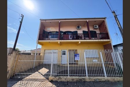 Apartamento para alugar com 70m², 2 quartos e 1 vagaFachada