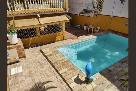 Casa para alugar com 220m², 3 quartos e 1 vaga Casa para alugar com 220m², 3 quartos e 1 vagaÁrea externa