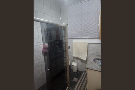 Banheiro de casa para alugar com 3 quartos, 220m² em Cascadura, Rio de Janeiro