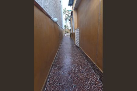 Casa para alugar com 220m², 3 quartos e 1 vaga Casa para alugar com 220m², 3 quartos e 1 vagaÁrea externa