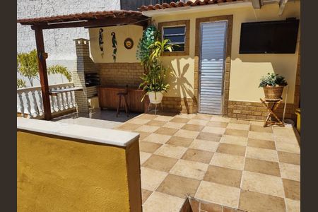 Casa para alugar com 220m², 3 quartos e 1 vaga Casa para alugar com 220m², 3 quartos e 1 vagaÁrea externa