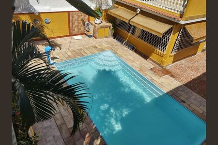 Casa para alugar com 220m², 3 quartos e 1 vaga Casa para alugar com 220m², 3 quartos e 1 vagaÁrea externa