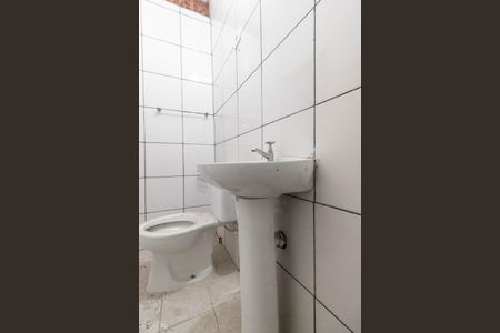 Casa para alugar com 60m², 1 quarto e sem vaga Casa para alugar com 60m², 1 quarto e sem vagaBanheiro da Suíte