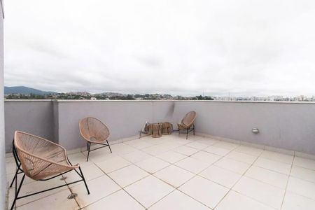 Studio para alugar com 25m², 1 quarto e sem vaga Studio para alugar com 25m², 1 quarto e sem vagaÁrea comum - Terraço