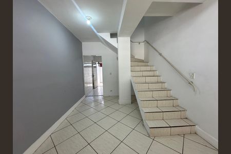Sala de casa à venda com 2 quartos, 65m² em Jardim Regina Alice, Barueri