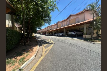 Casa para alugar com 65m², 2 quartos e 1 vagaÁrea comum