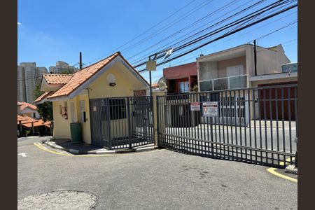 Casa para alugar com 65m², 2 quartos e 1 vagaFachada 