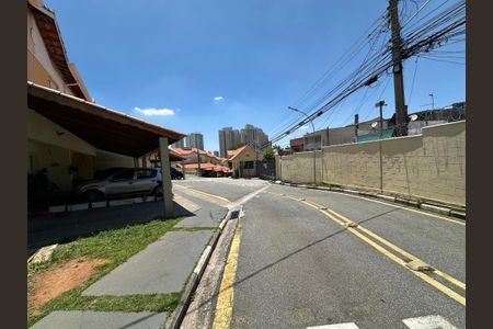 Casa para alugar com 65m², 2 quartos e 1 vagaÁrea comum