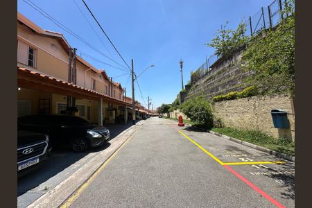 Casa para alugar com 65m², 2 quartos e 1 vagaÁrea comum