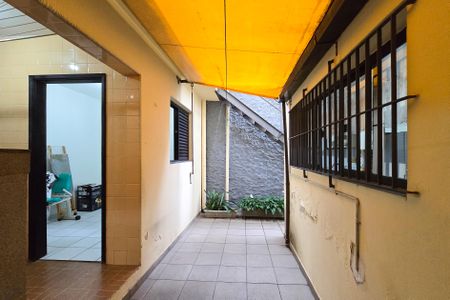 Casa à venda com 160m², 3 quartos e 2 vagas Casa à venda com 160m², 3 quartos e 2 vagasQuintal