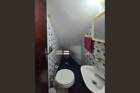 Casa à venda com 160m², 3 quartos e 2 vagas Casa à venda com 160m², 3 quartos e 2 vagasLavabo