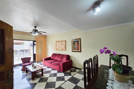 Casa à venda com 160m², 3 quartos e 2 vagas Casa à venda com 160m², 3 quartos e 2 vagasSala de Jantar