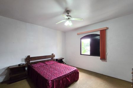 Casa à venda com 160m², 3 quartos e 2 vagas Casa à venda com 160m², 3 quartos e 2 vagasQuarto 2