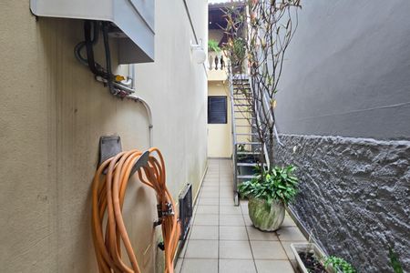 Casa à venda com 160m², 3 quartos e 2 vagas Casa à venda com 160m², 3 quartos e 2 vagasQuintal