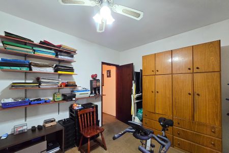 Casa à venda com 160m², 3 quartos e 2 vagas Casa à venda com 160m², 3 quartos e 2 vagasQuarto 1