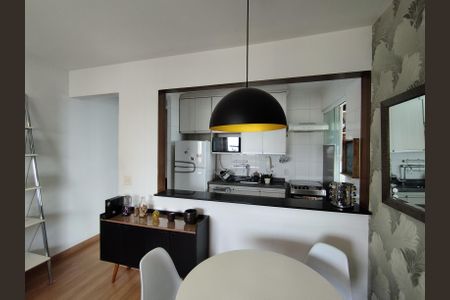 Apartamento à venda com 65m², 3 quartos e 1 vagaSala 