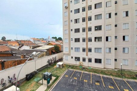 Apartamento à venda com 47m², 2 quartos e 1 vagaVista da Área de Serviço 