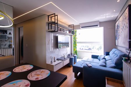 Sala de apartamento para alugar com 2 quartos, 45m² em Alcantara, São Gonçalo