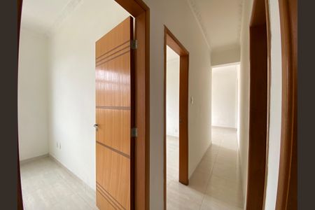 Apartamento para alugar com 60m², 3 quartos e sem vaga Apartamento para alugar com 60m², 3 quartos e sem vagaCorredor