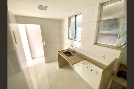 Apartamento para alugar com 60m², 3 quartos e sem vaga Apartamento para alugar com 60m², 3 quartos e sem vagaCozinha e Área de Serviço