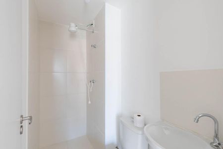 Studio para alugar com 21m², 1 quarto e sem vaga Studio para alugar com 21m², 1 quarto e sem vagaBanheiro Social