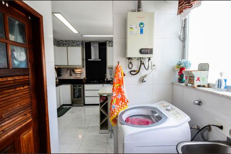 Apartamento à venda com 120m², 3 quartos e 2 vagasÁrea de Serviço