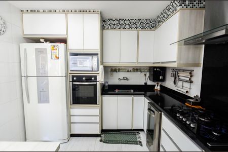 Apartamento à venda com 120m², 3 quartos e 2 vagasCozinha