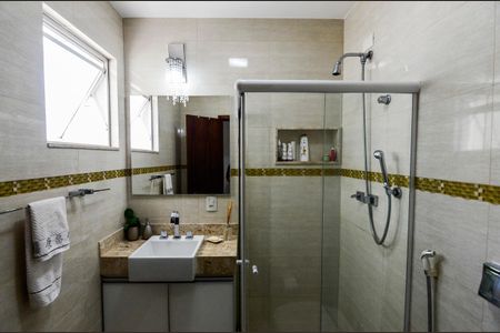 Apartamento à venda com 120m², 3 quartos e 2 vagasBanheiro Social